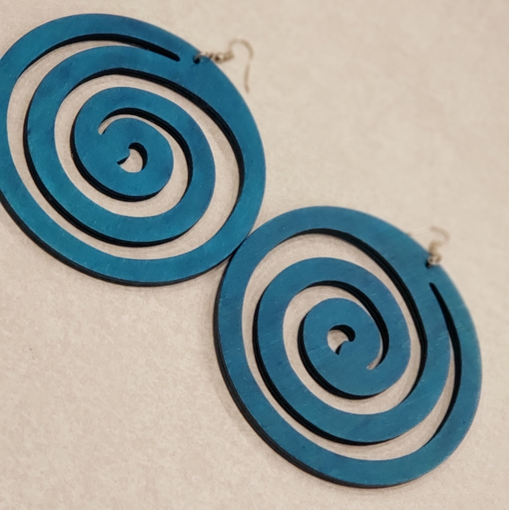 WOOD CIRCLE EARRINGS